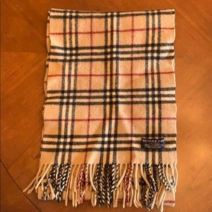 BURBERRY wool scarf ❤️